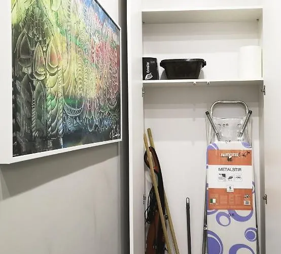 Alex & Frank Lejlighed Crotone